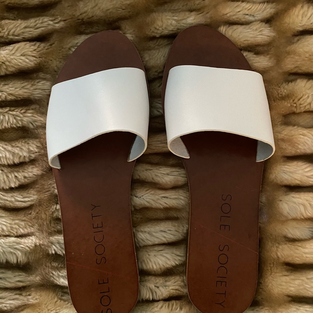 Sole Society NEVER WORN White and Brown Slide Sandals